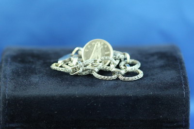Large Oval Ring White Gold Bracelet - 10kt